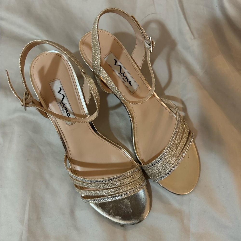 Sparkly heals